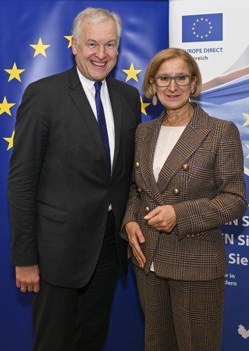 Landeshauptfrau Johanna Mikl-Leitner mit Martin Eichtinger, Präsident des Europa-Forum Wachau.